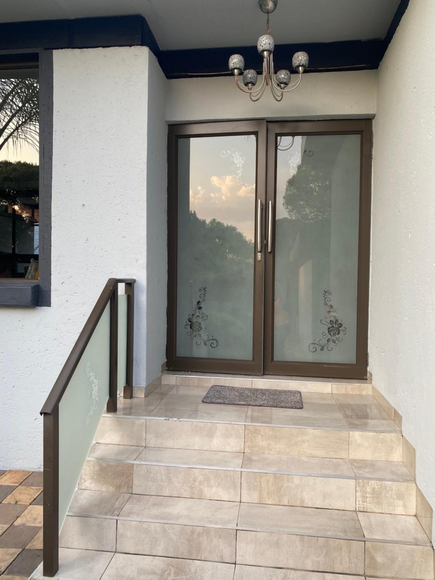 Bridgelamour Guest House1 Hartbeespoort Exterior photo
